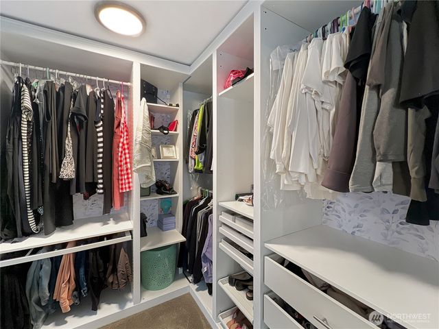 24834 237th Lane SE, Maple Valley, WA 98038