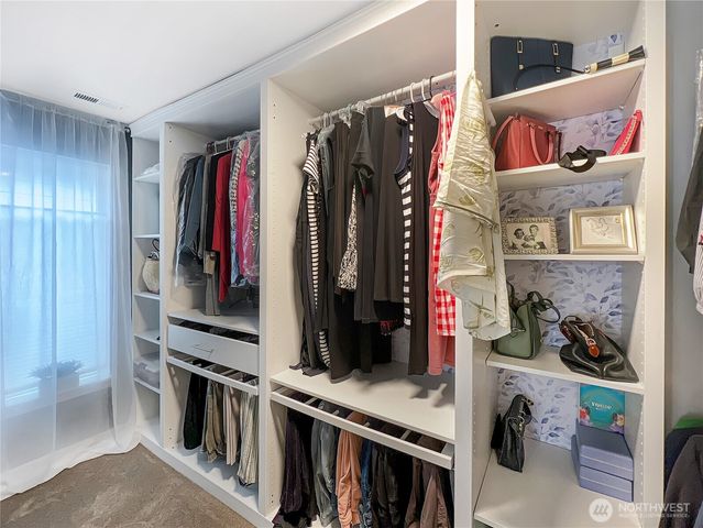 24834 237th Lane SE, Maple Valley, WA 98038