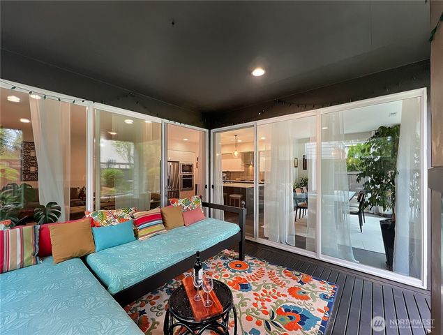 24834 237th Lane SE, Maple Valley, WA 98038