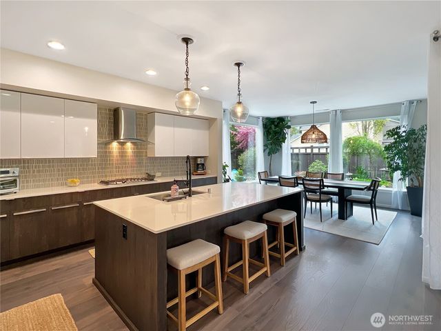 24834 237th Lane SE, Maple Valley, WA 98038