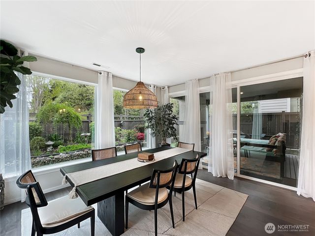 24834 237th Lane SE, Maple Valley, WA 98038