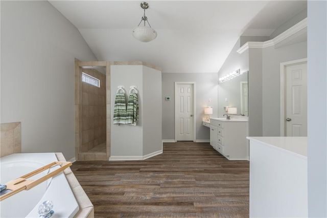 9612 NE 95th Terrace, Kansas City, MO 64157