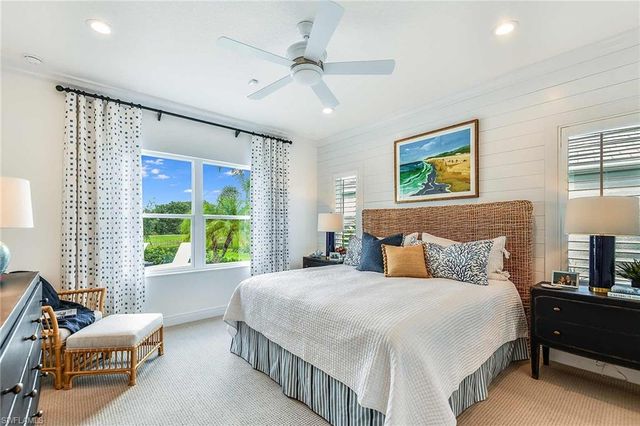 4523 Centaurus CIR, Naples, FL 34120