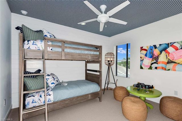 4523 Centaurus CIR, Naples, FL 34120