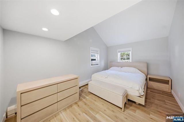 2 Crow Trail, Wayne, NJ 07470