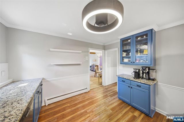 2 Crow Trail, Wayne, NJ 07470
