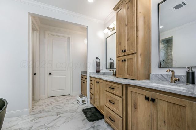 5601 Hollow Landing Avenue, Amarillo, TX 79118