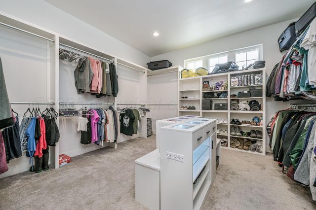 5601 Hollow Landing Avenue, Amarillo, TX 79118