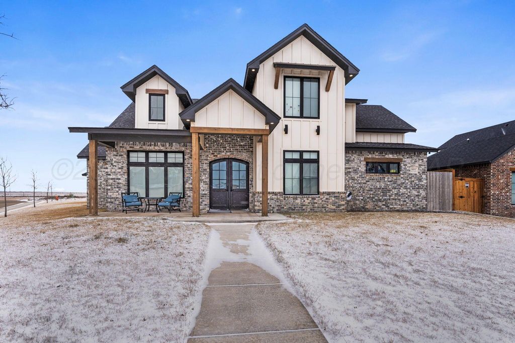 5601 Hollow Landing Avenue, Amarillo, TX 79118