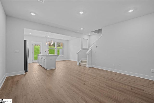 407 W Parima Court, Spartanburg, SC 29301