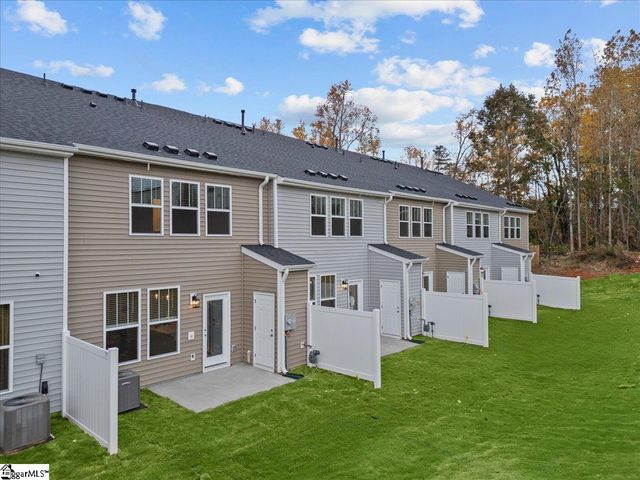 407 W Parima Court, Spartanburg, SC 29301