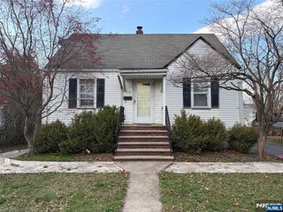 116 Montrose Avenue, South Plainfield, NJ 07080