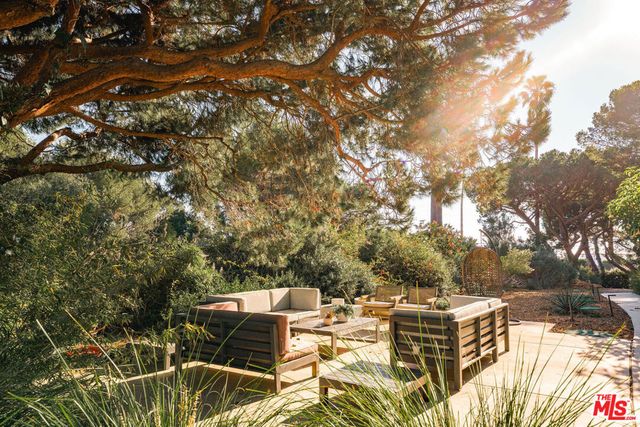 6465 Sycamore Meadows Drive, Malibu, CA 90265