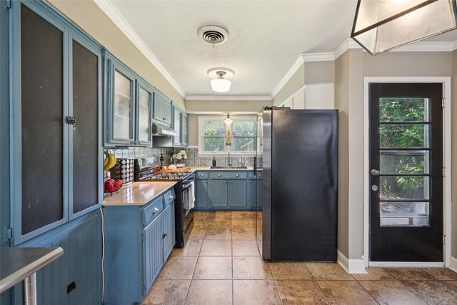 1218 Mockingbird Lane, Arlington, TX 76013