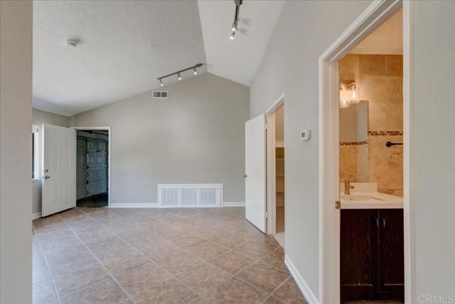 18434 Ramona View Drive, Ramona, CA 92065