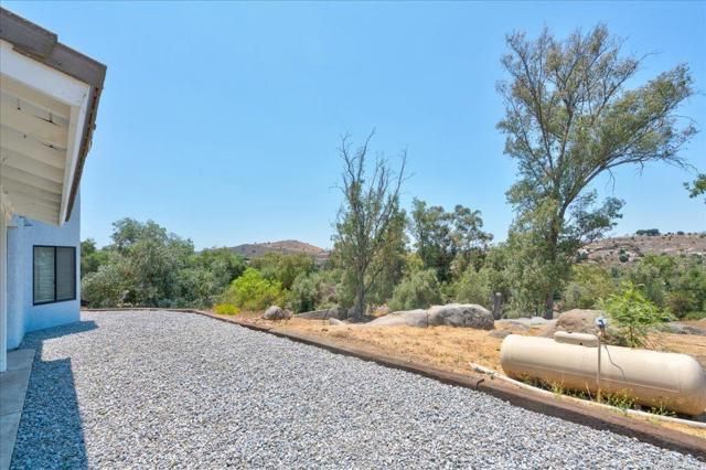 18434 Ramona View Drive, Ramona, CA 92065