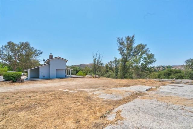 18434 Ramona View Drive, Ramona, CA 92065