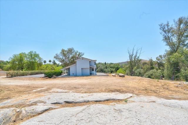 18434 Ramona View Drive, Ramona, CA 92065