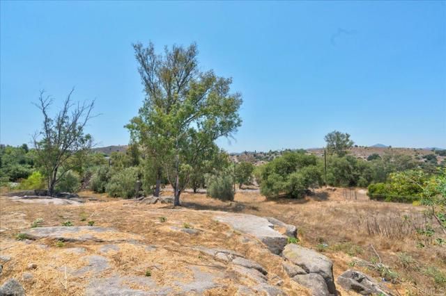 18434 Ramona View Drive, Ramona, CA 92065