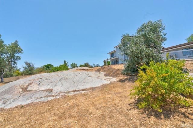 18434 Ramona View Drive, Ramona, CA 92065