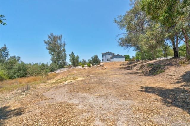18434 Ramona View Drive, Ramona, CA 92065