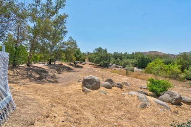 18434 Ramona View Drive, Ramona, CA 92065
