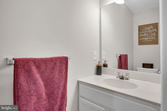 2231 RALEIGH RD, Hummelstown, PA 17036