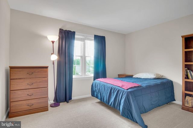 2231 RALEIGH RD, Hummelstown, PA 17036