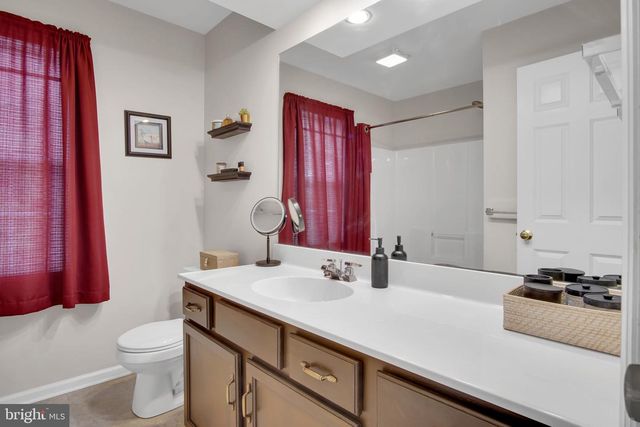 2231 RALEIGH RD, Hummelstown, PA 17036