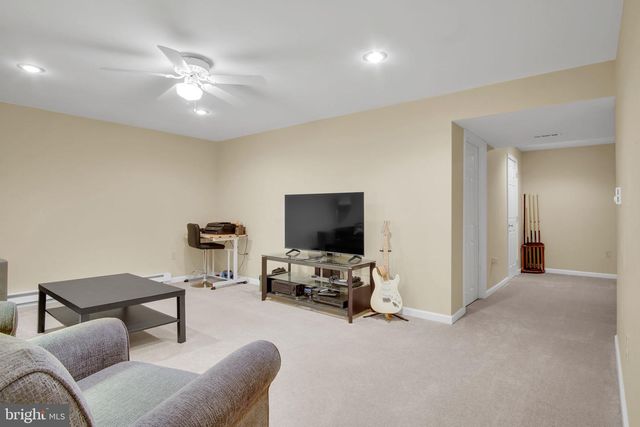 2231 RALEIGH RD, Hummelstown, PA 17036
