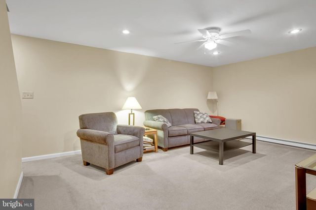 2231 RALEIGH RD, Hummelstown, PA 17036