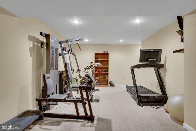 2231 RALEIGH RD, Hummelstown, PA 17036