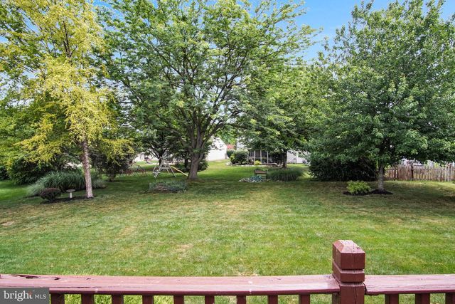 2231 RALEIGH RD, Hummelstown, PA 17036