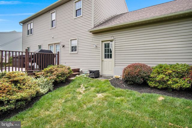 2231 RALEIGH RD, Hummelstown, PA 17036