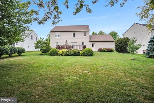 2231 RALEIGH RD, Hummelstown, PA 17036