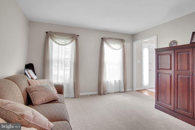 2231 RALEIGH RD, Hummelstown, PA 17036