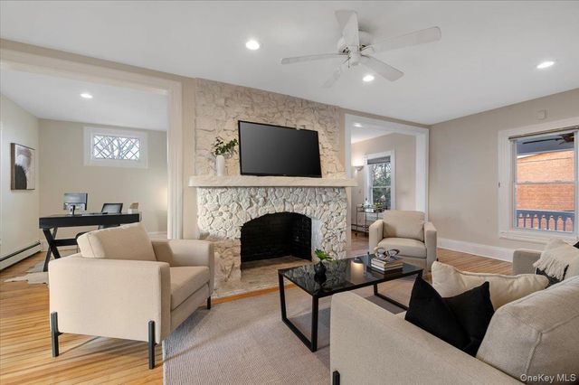 68 Carlton Avenue, Port Washington, NY 11050