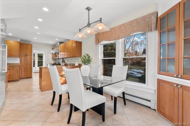 68 Carlton Avenue, Port Washington, NY 11050