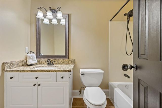 3236 Copper Creek NE Lane, Buford, GA 30519