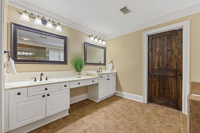 3236 Copper Creek NE Lane, Buford, GA 30519