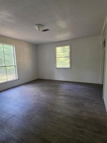 1110 Greenbelt Drive, Cleveland, TX 77328