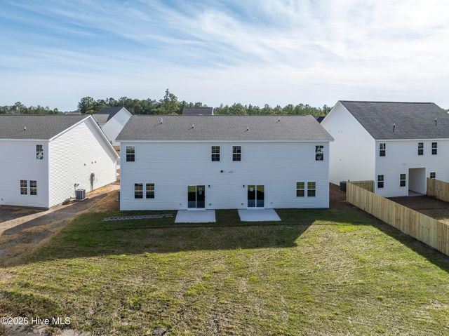 214 Sandpiper Place, Holly Ridge, NC 28445