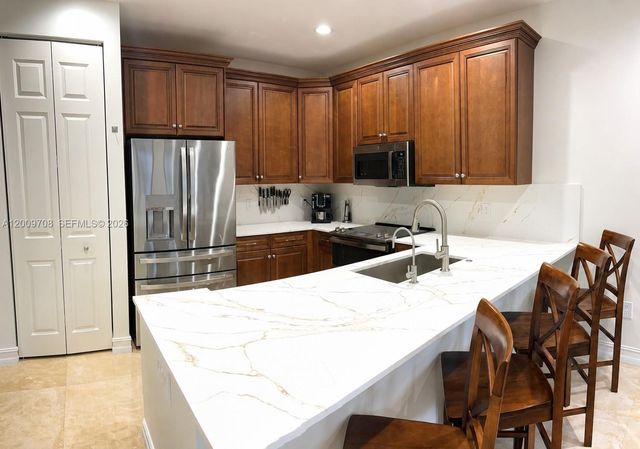 542 NE 17th Ave, Fort Lauderdale, FL 33301