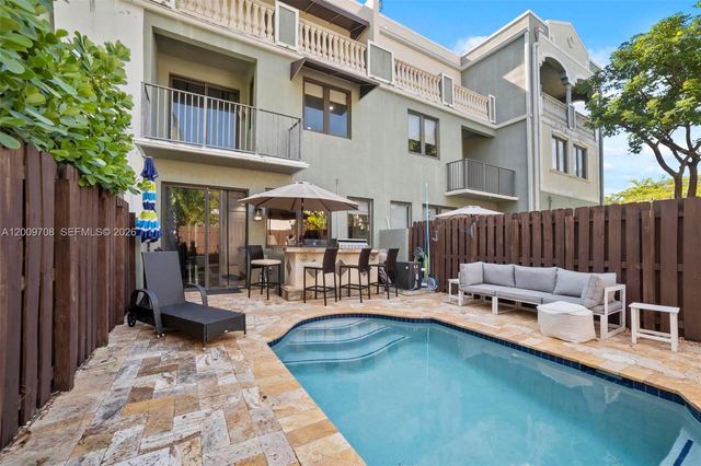 542 NE 17th Ave, Fort Lauderdale, FL 33301