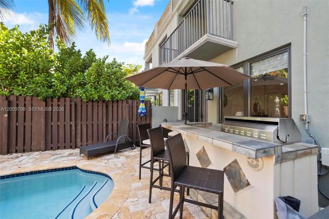 542 NE 17th Ave, Fort Lauderdale, FL 33301