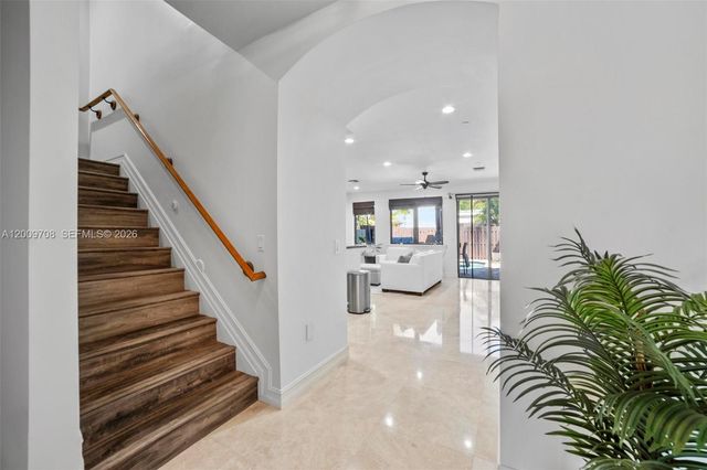 542 NE 17th Ave, Fort Lauderdale, FL 33301