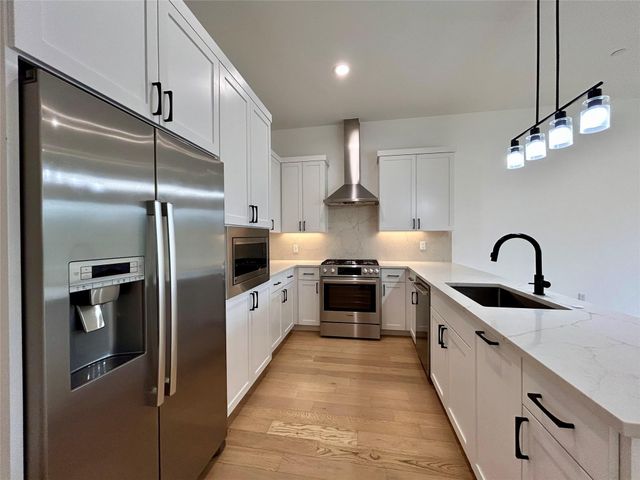 4010 Clawson RD 9, Austin, TX 78704