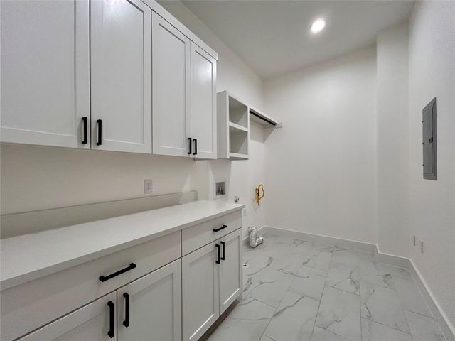 4010 Clawson RD 9, Austin, TX 78704