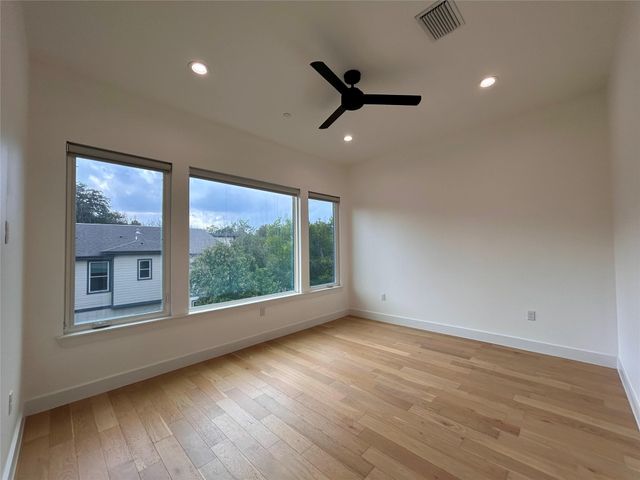 4010 Clawson RD 9, Austin, TX 78704