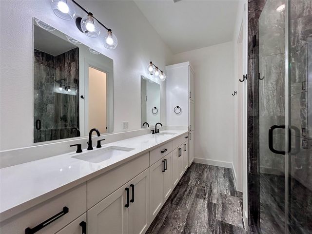 4010 Clawson RD 9, Austin, TX 78704